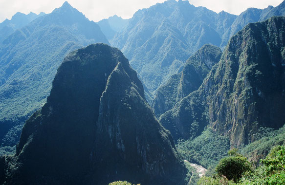 Inka Trail, Peru - Einfach atemberaubend - die Landschaft um Machu Picchu