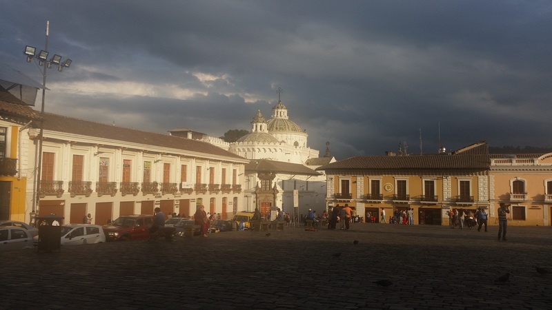 Quito besticht durch seine Lage und seine Altstadt